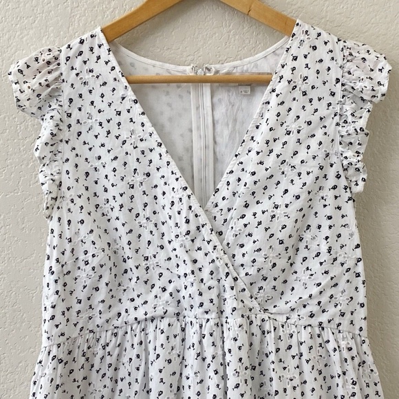 LOFT Eyelet Dress Size 8 Black & White Embroidered Cotton Ruffle - Picture 2 of 5